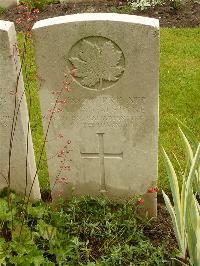 Etaples Military Cemetery - Van Alstyne, James Alvin